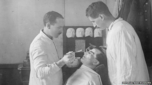 Francis Derwent Wood proceso de fabricación máscara de hojalata parte dos * ART LAB