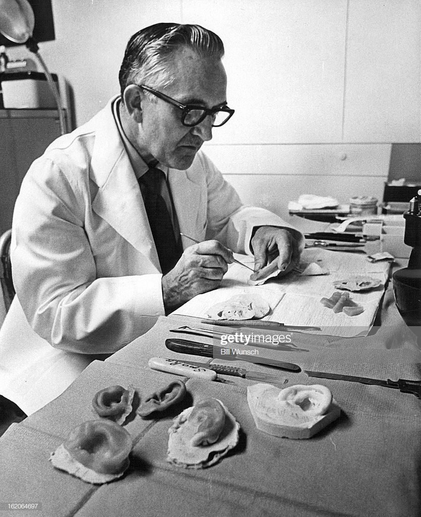 Walter G. Spohn 1972 Creador de la IAA * ART LAB