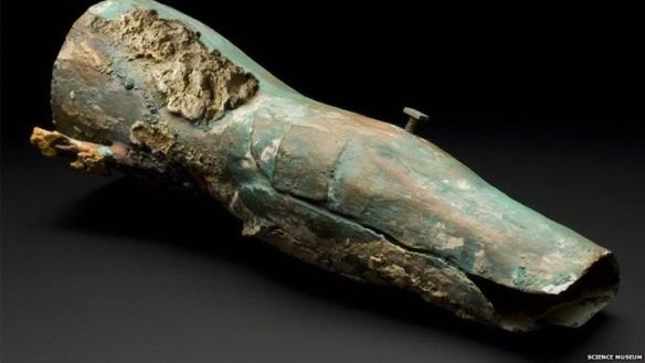 Prótesis pierna 300 A.C. de antigüedad * ART LAB