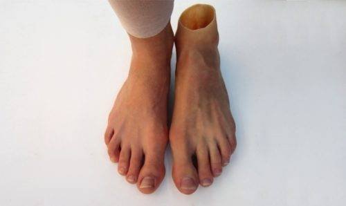 Prótesis cosmética e hiperrealista para pies * ART LAB