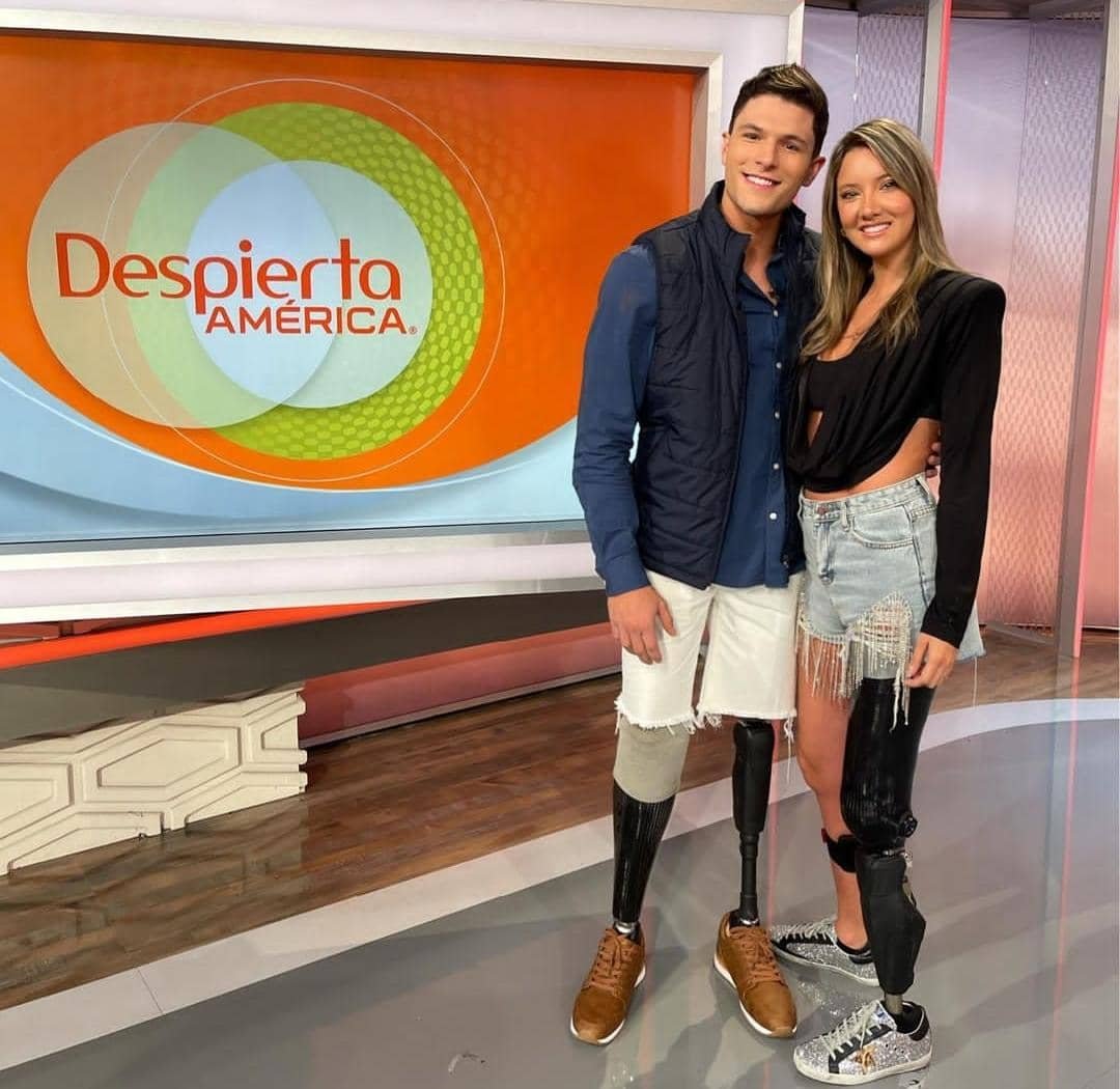 Daniella Álvarez y Juan Pablo Dos Santos famosos con amputación miembro inferior * ART LAB