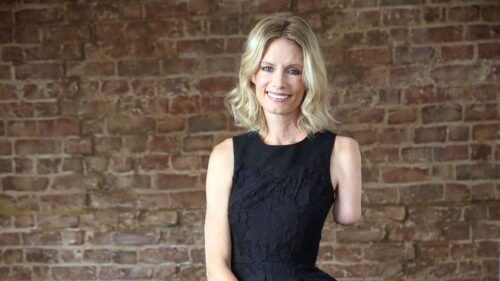Olivia Jackson lost her arm during the filming of the movie, she sued and won the lawsuit.